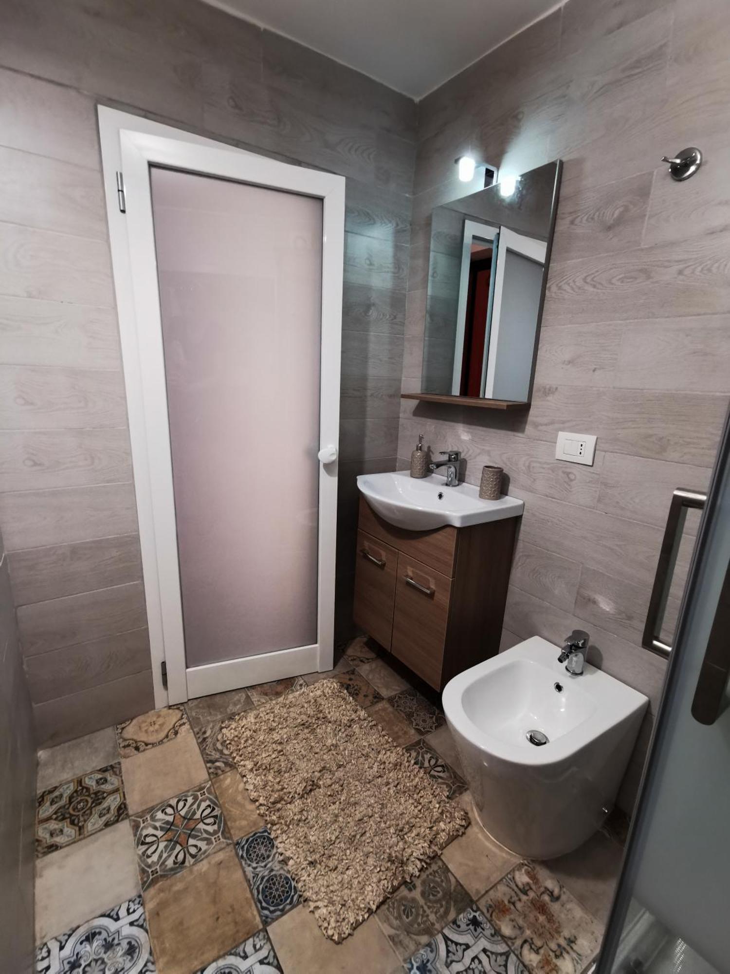 Whiteflower Apartments Бари Стая снимка